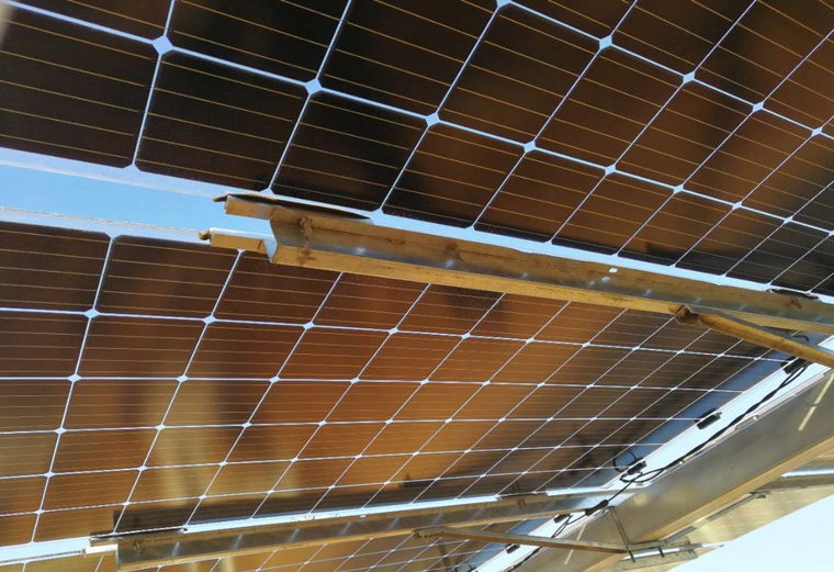 光伏板雙玻雙面優(yōu)缺點(diǎn),光伏組件雙面率是什么