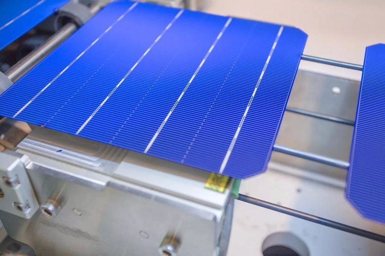 p型半導體光伏大電池工作原理，電池組p什么意思